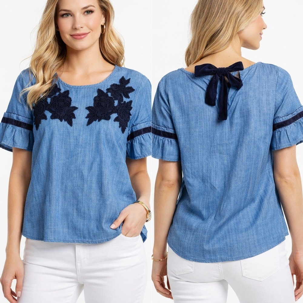 Crown &‎ Ivy Blouse Floral Embroidered Velvet Trim Chambray Blue Boho Size M